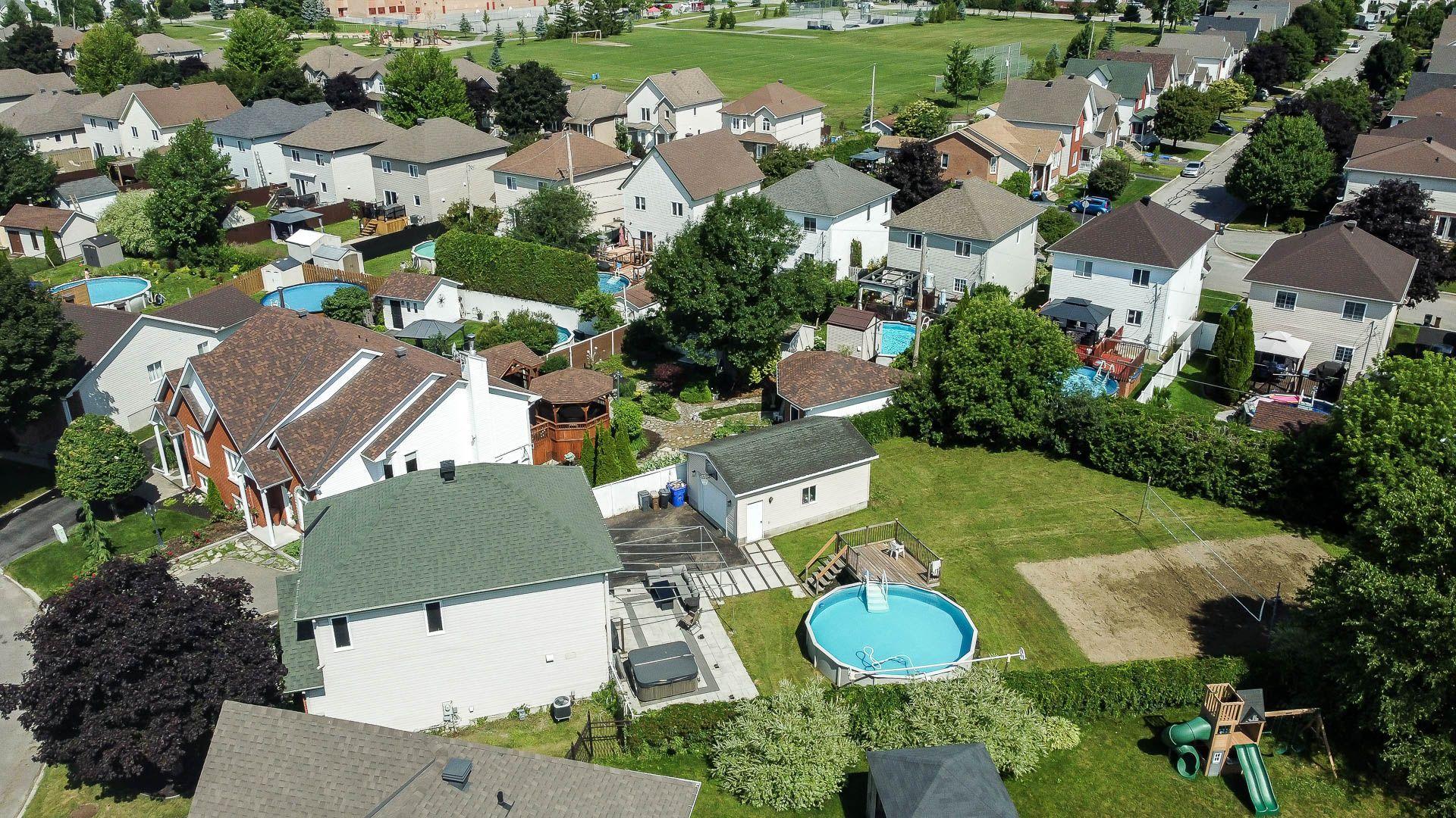 









284


Rue de Charny

,
Gatineau (Gatineau),




QC
J8R2Y4

