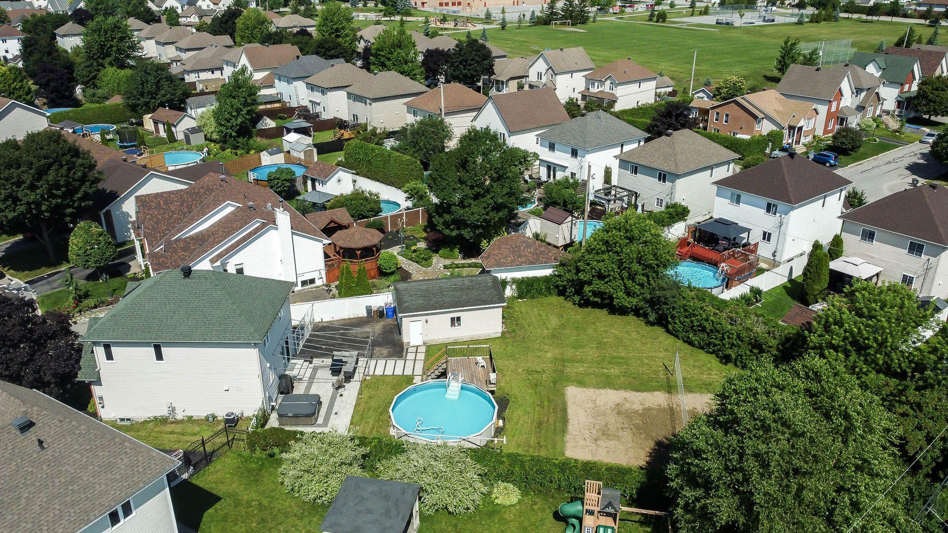 









284


Rue de Charny

,
Gatineau (Gatineau),




QC
J8R2Y4

