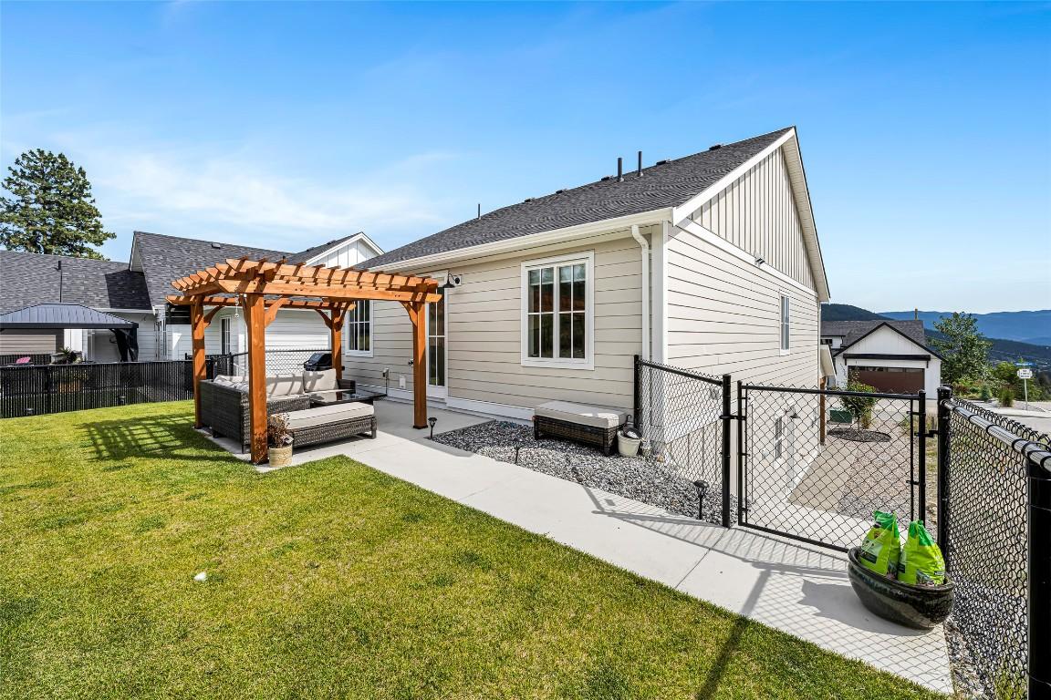 









109


Whitefish

Road,
Vernon,




BC
V1B 3M5

