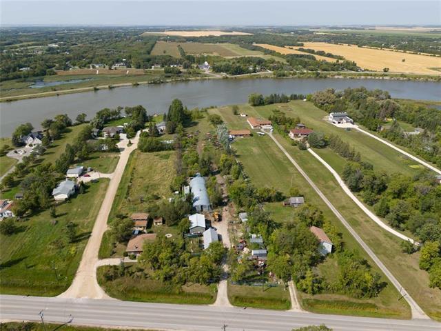 









6524


Henderson

HWY,
St Clements,




MB
R1C 0C4

