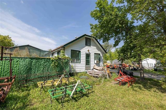 









6524


Henderson

HWY,
St Clements,




MB
R1C 0C4


