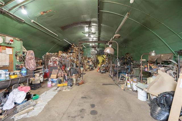 









6524


Henderson

HWY,
St Clements,




MB
R1C 0C4

