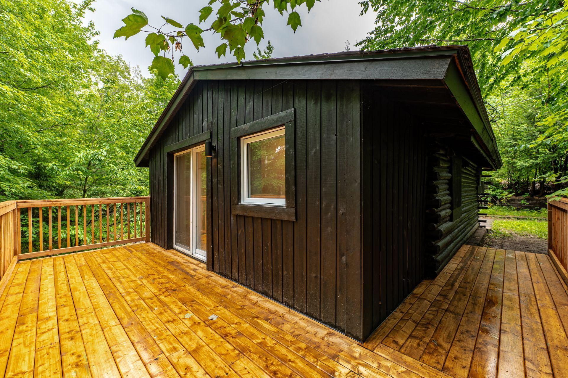 









1270


Ch. Masson

,
Sainte-Marguerite-du-Lac-Masson,




QC
J0T1L0


