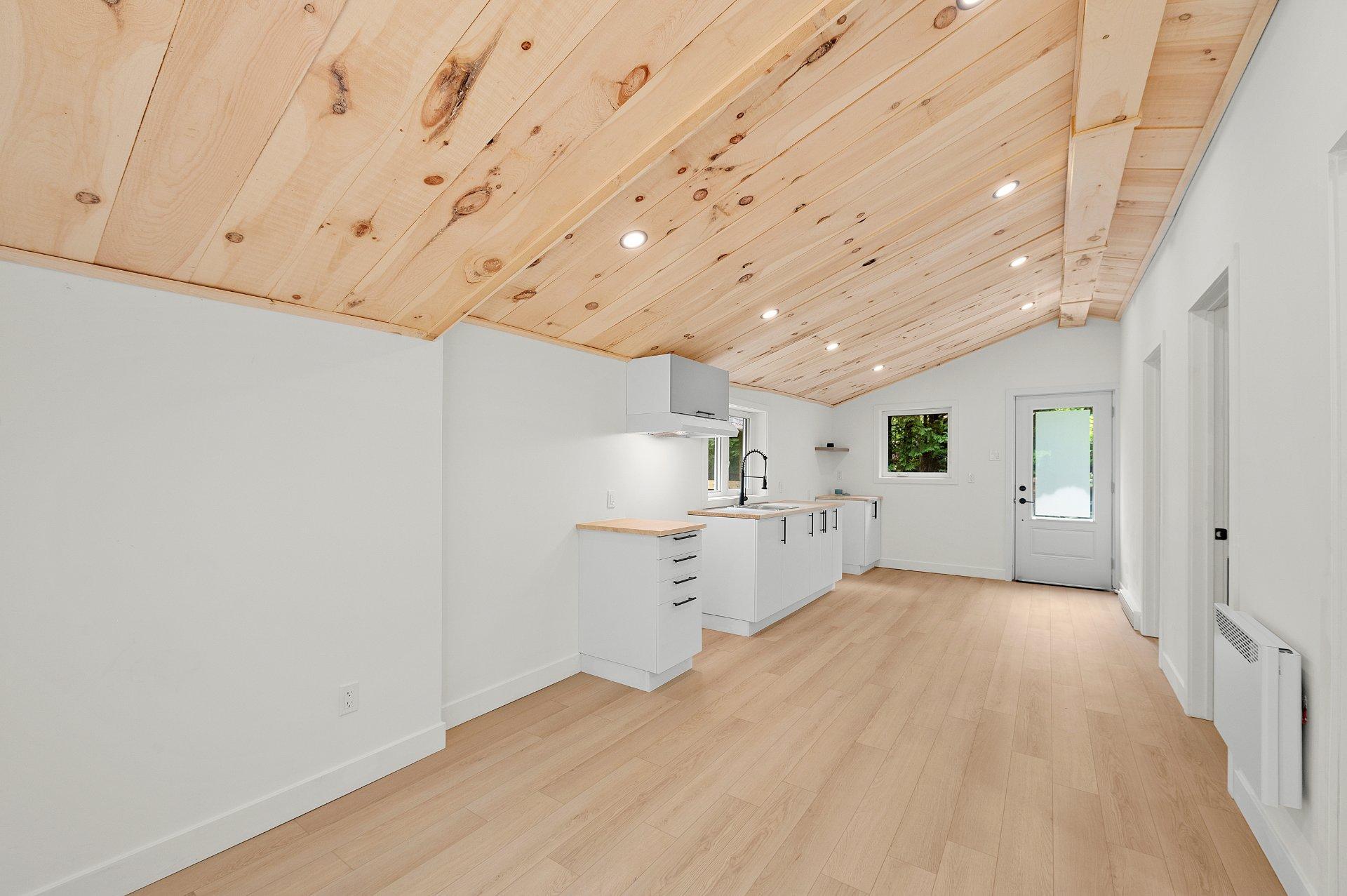 









1270


Ch. Masson

,
Sainte-Marguerite-du-Lac-Masson,




QC
J0T1L0

