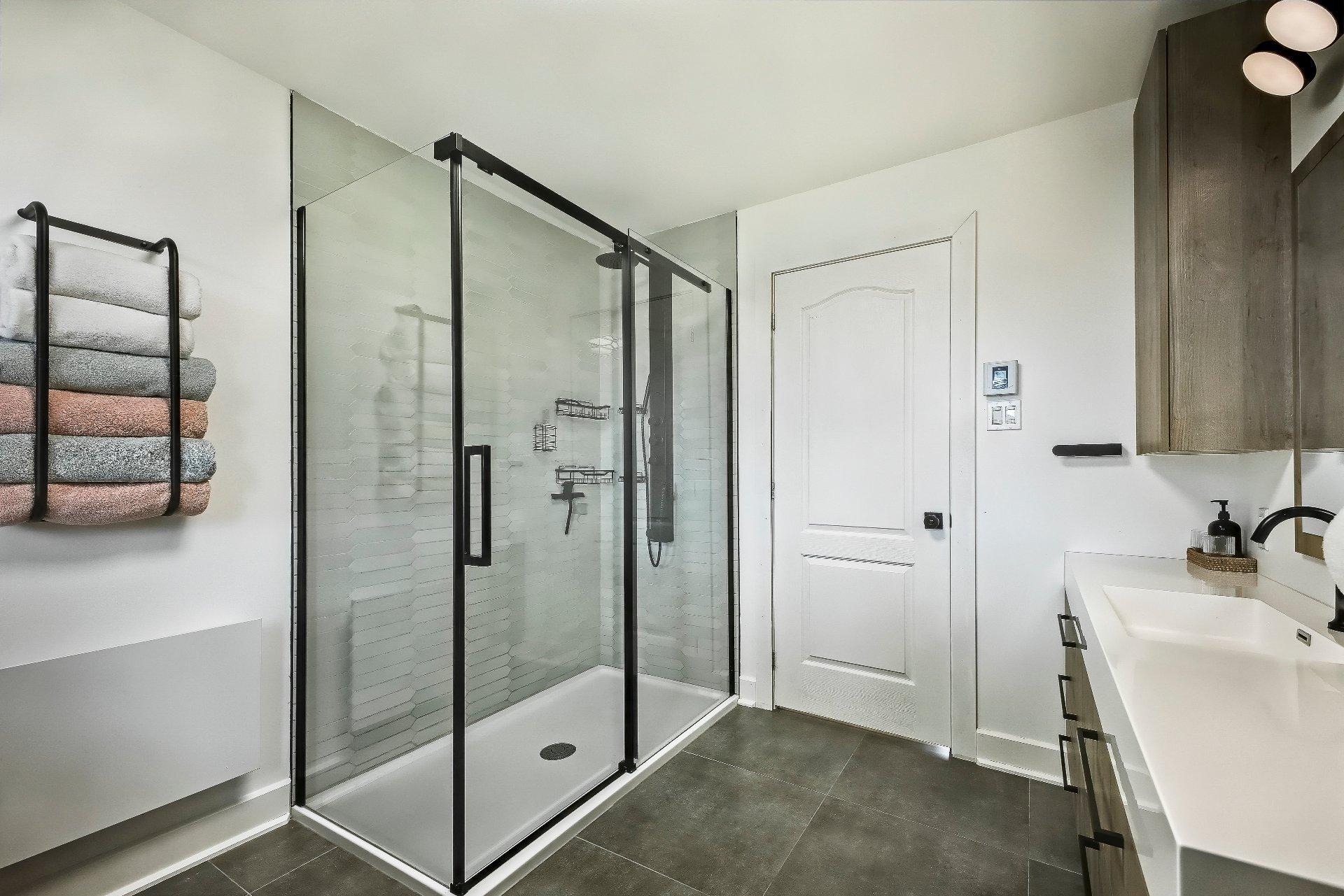 









86Z


Rue Phaneuf

,
Saint-Jean-sur-Richelieu,




QC
J2X5S6

