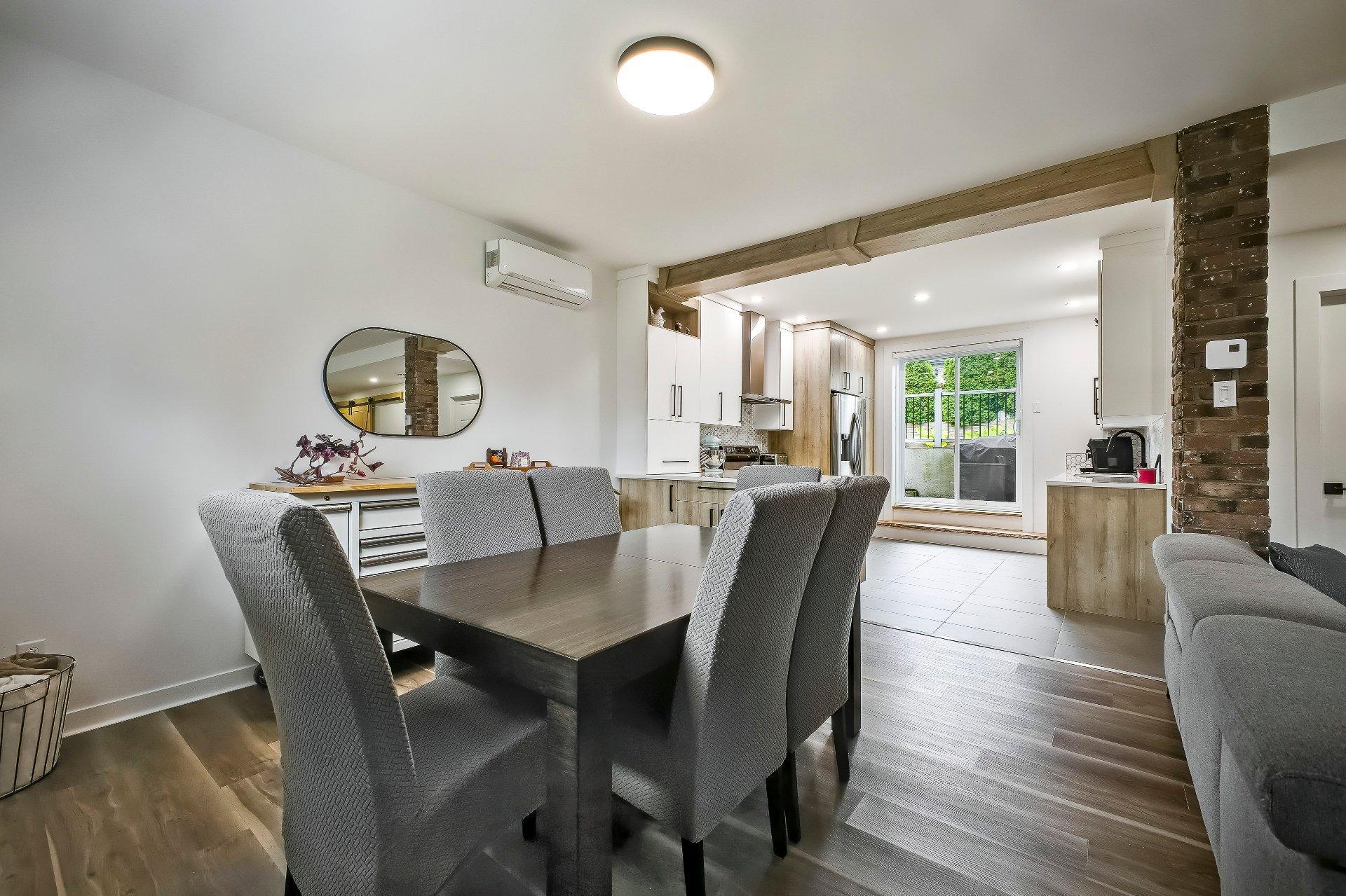 









86Z


Rue Phaneuf

,
Saint-Jean-sur-Richelieu,




QC
J2X5S6

