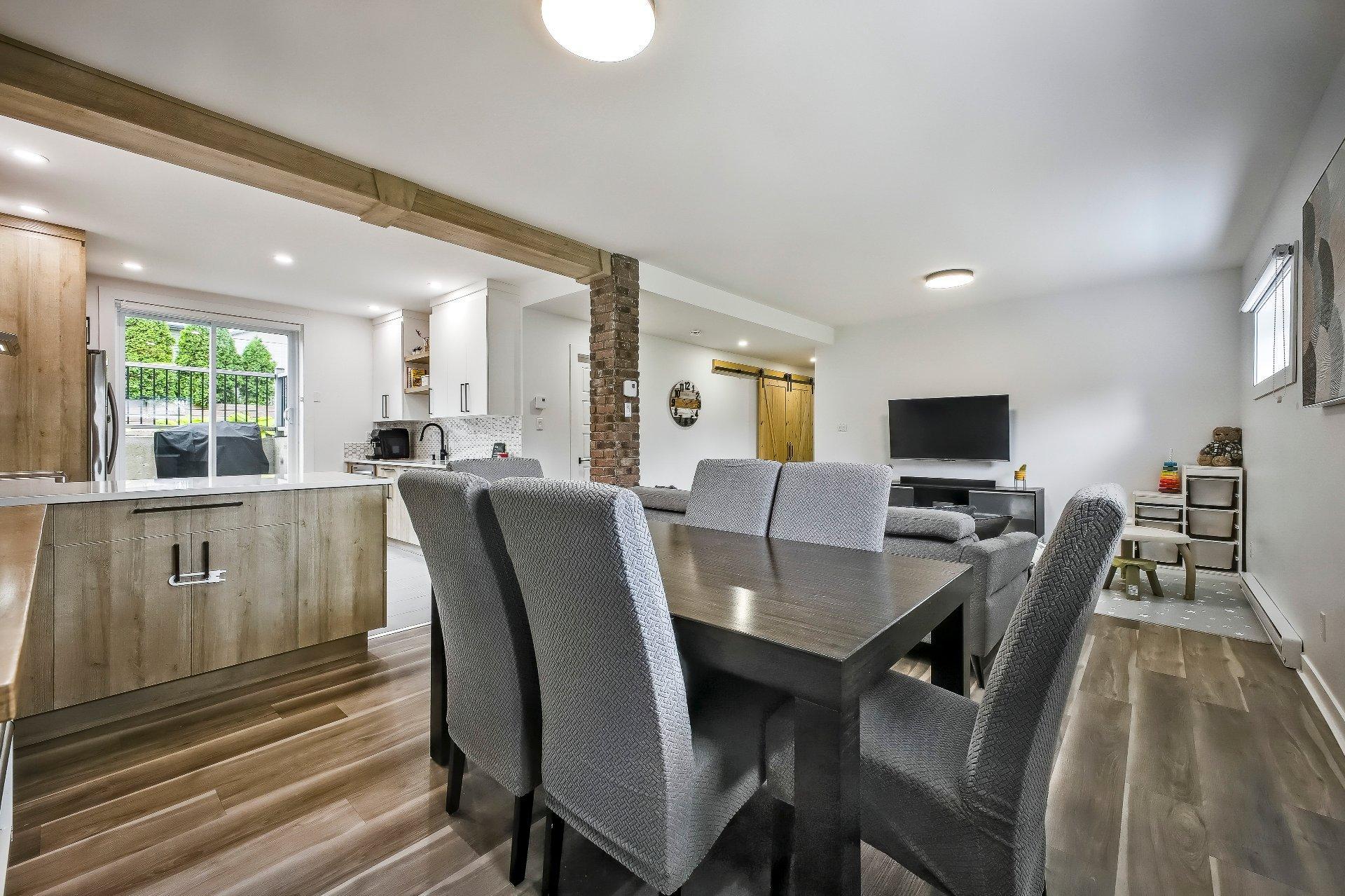 









86Z


Rue Phaneuf

,
Saint-Jean-sur-Richelieu,




QC
J2X5S6


