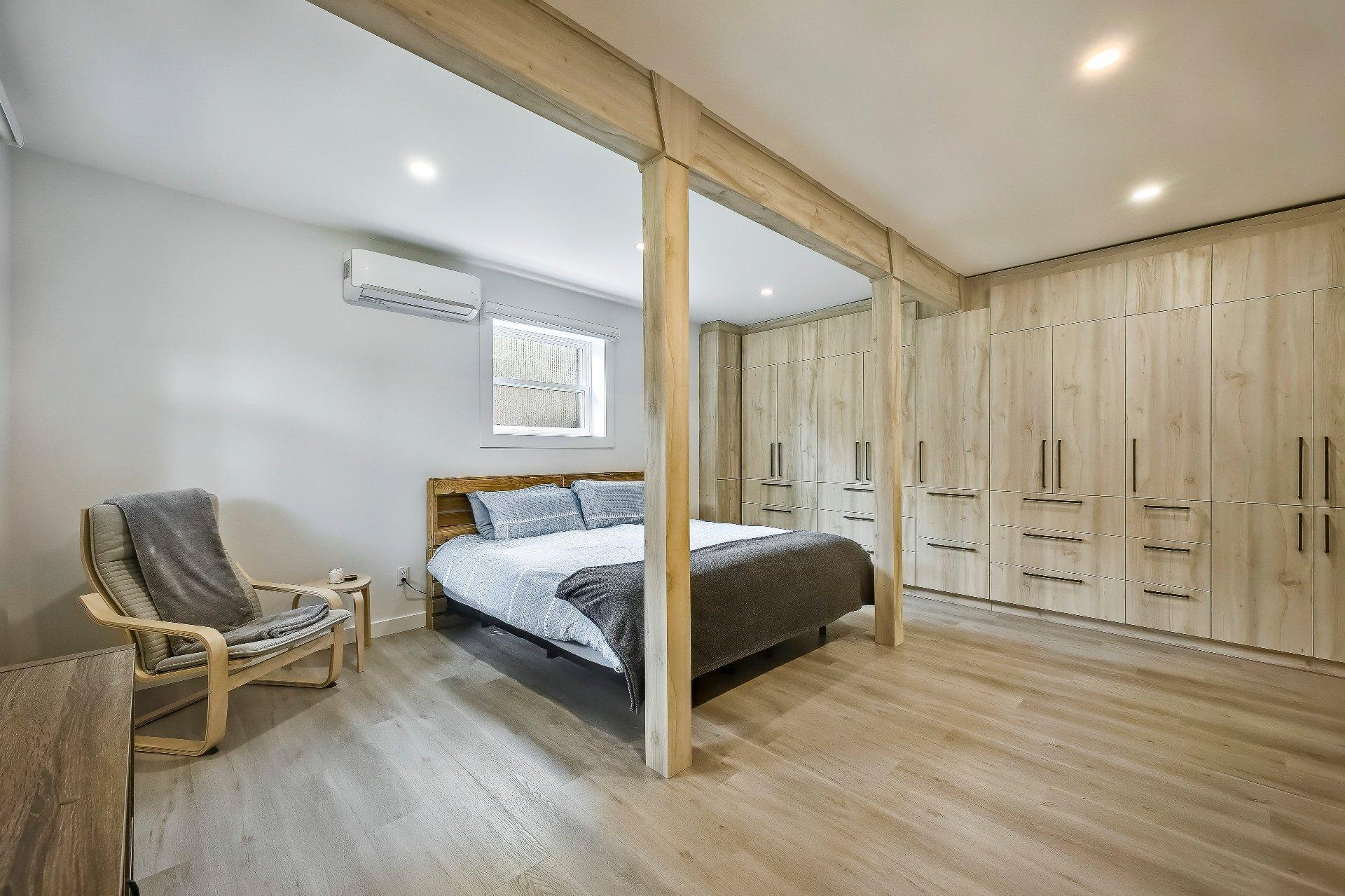 









86Z


Rue Phaneuf

,
Saint-Jean-sur-Richelieu,




QC
J2X5S6

