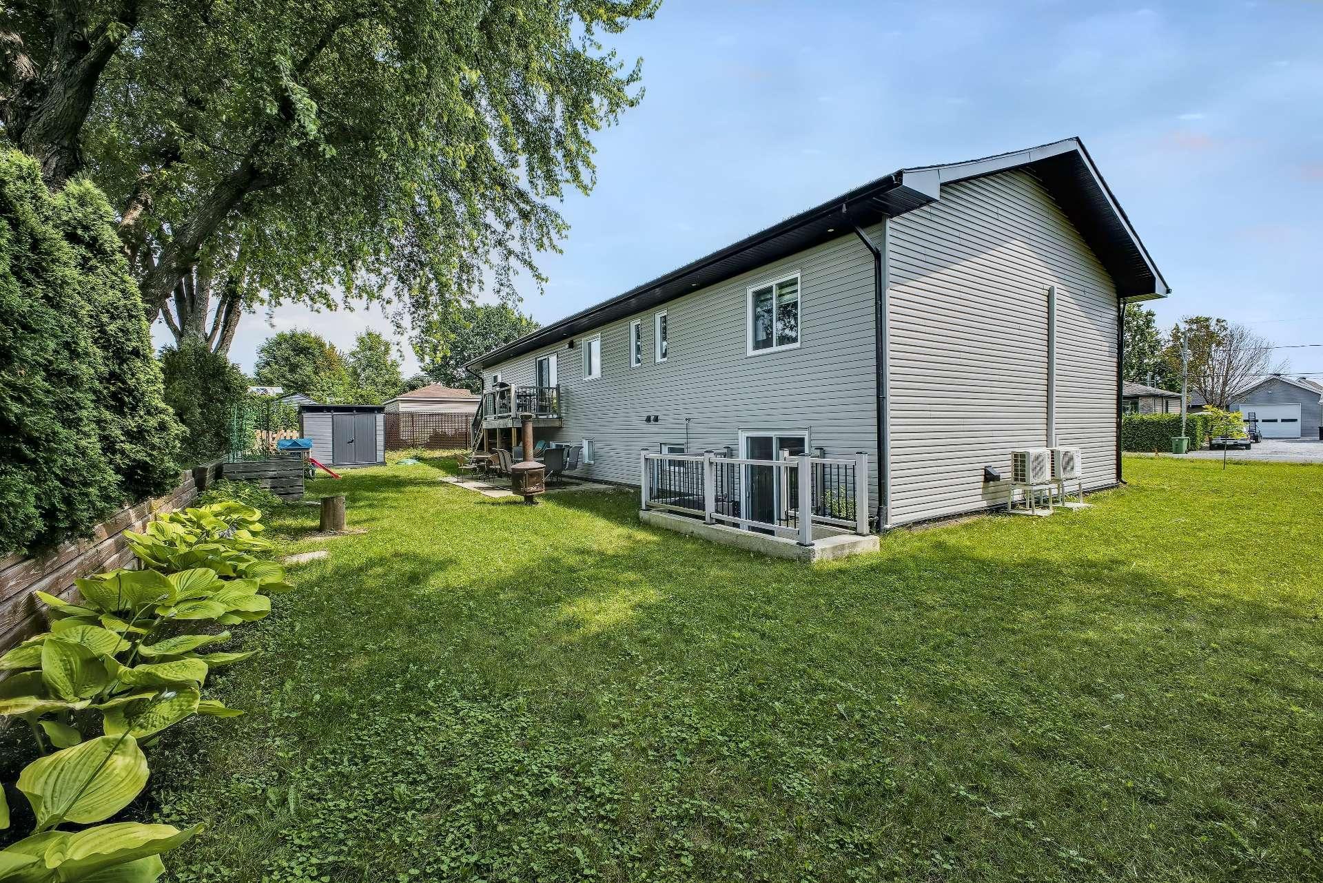 









86Z


Rue Phaneuf

,
Saint-Jean-sur-Richelieu,




QC
J2X5S6

