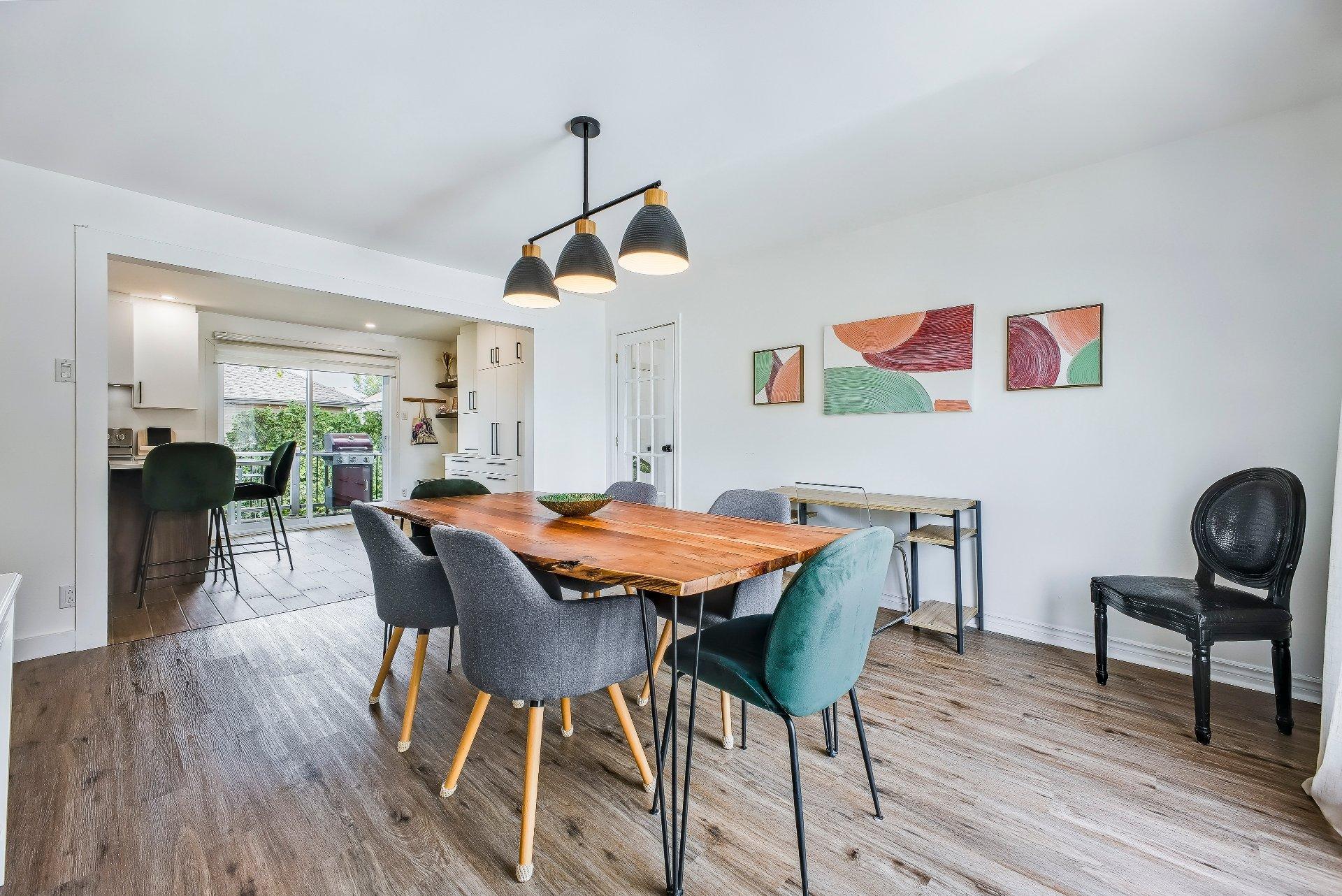









86Z


Rue Phaneuf

,
Saint-Jean-sur-Richelieu,




QC
J2X5S6

