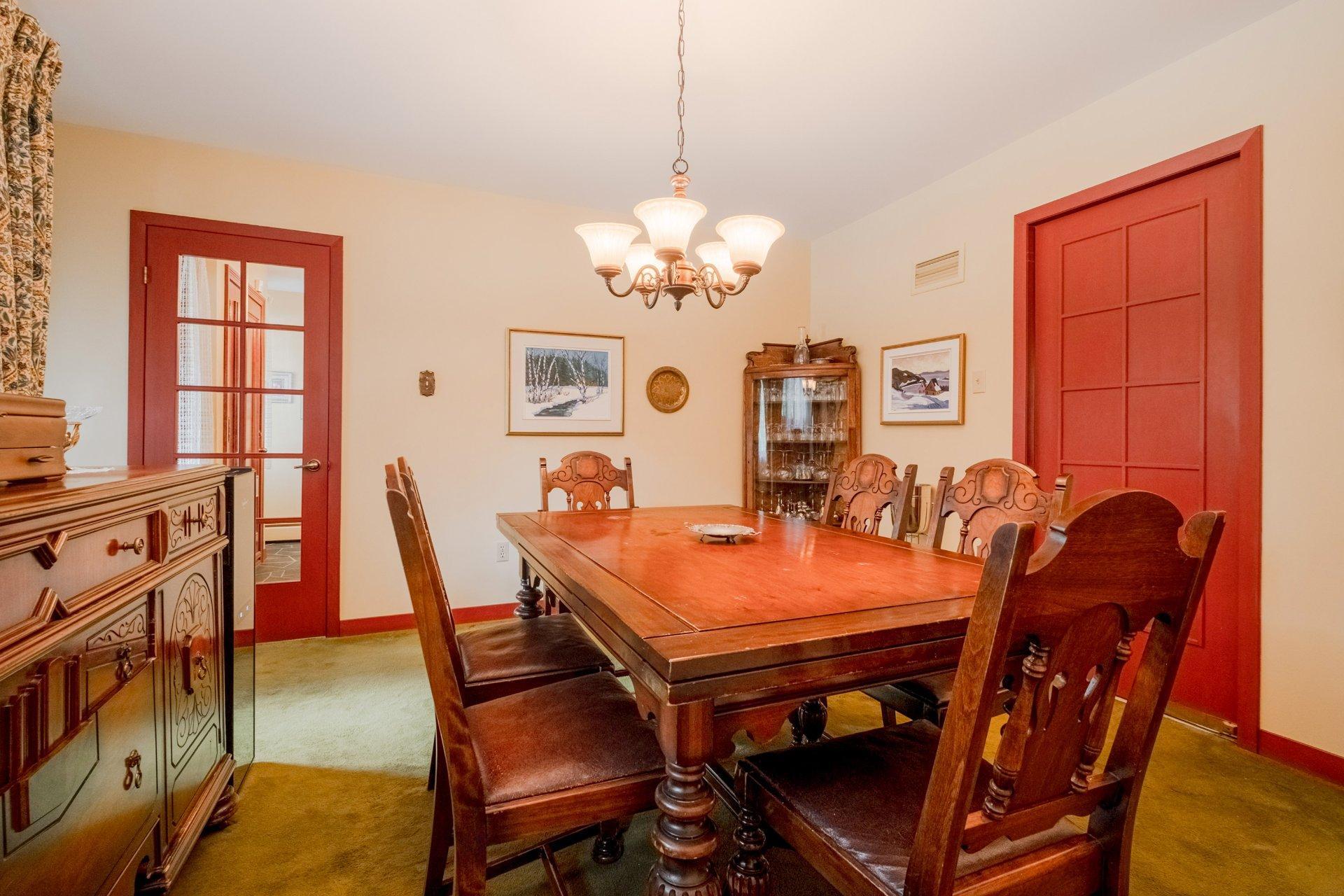 









410


Rue Denonville

,
Sherbrooke (Les Nations),




QC
J1J2K2

