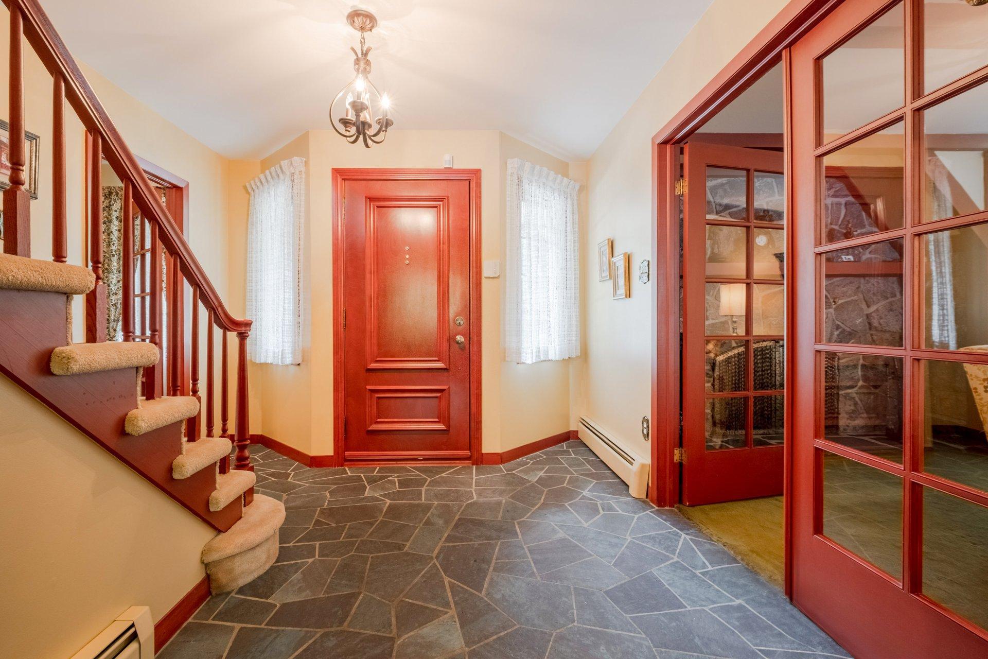 









410


Rue Denonville

,
Sherbrooke (Les Nations),




QC
J1J2K2

