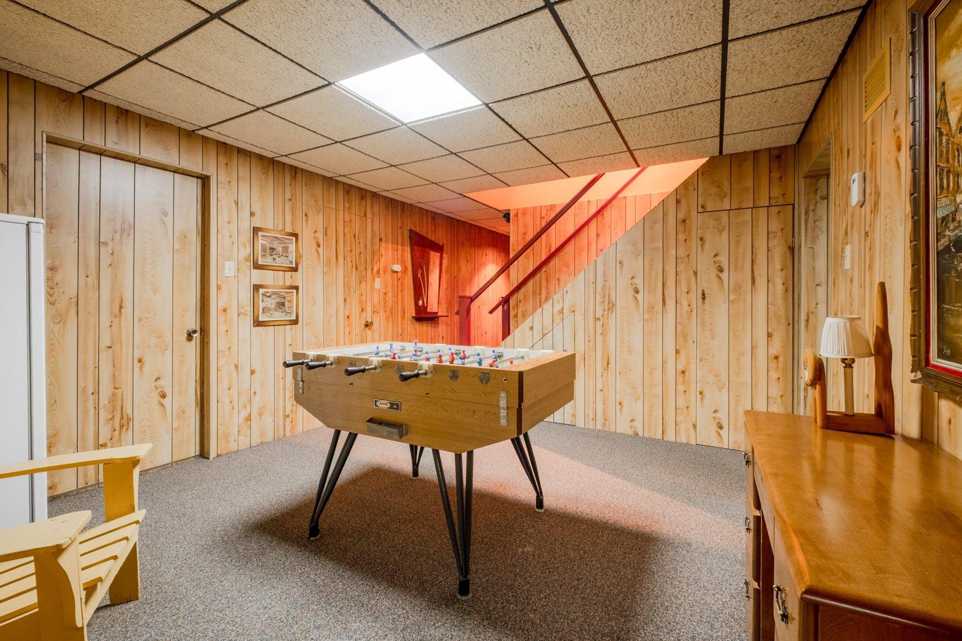 









410


Rue Denonville

,
Sherbrooke (Les Nations),




QC
J1J2K2

