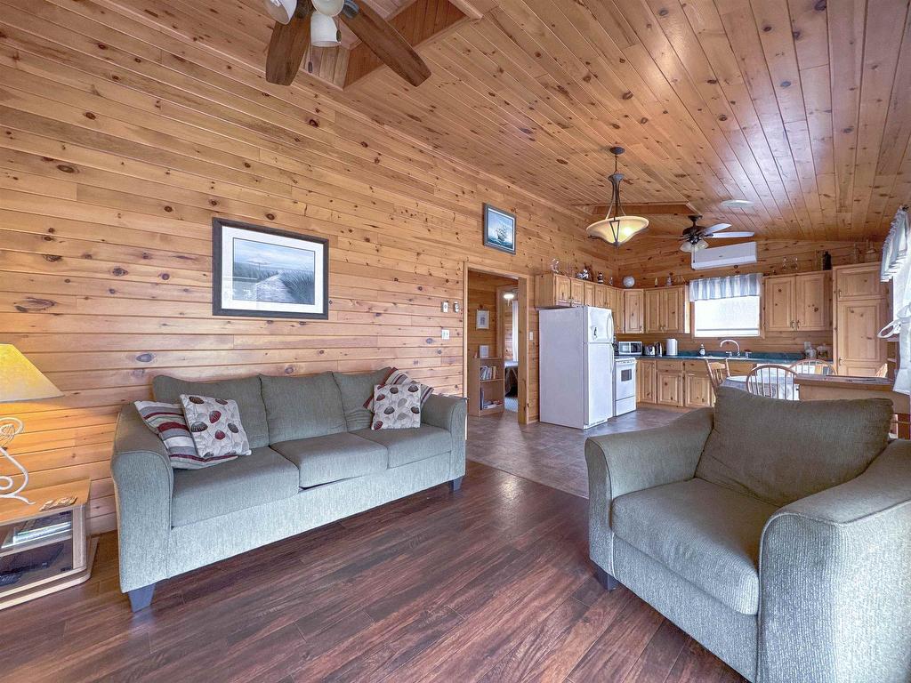 












115 Ray Way Road

,
North Rustico,







PE
C0A 1N0

