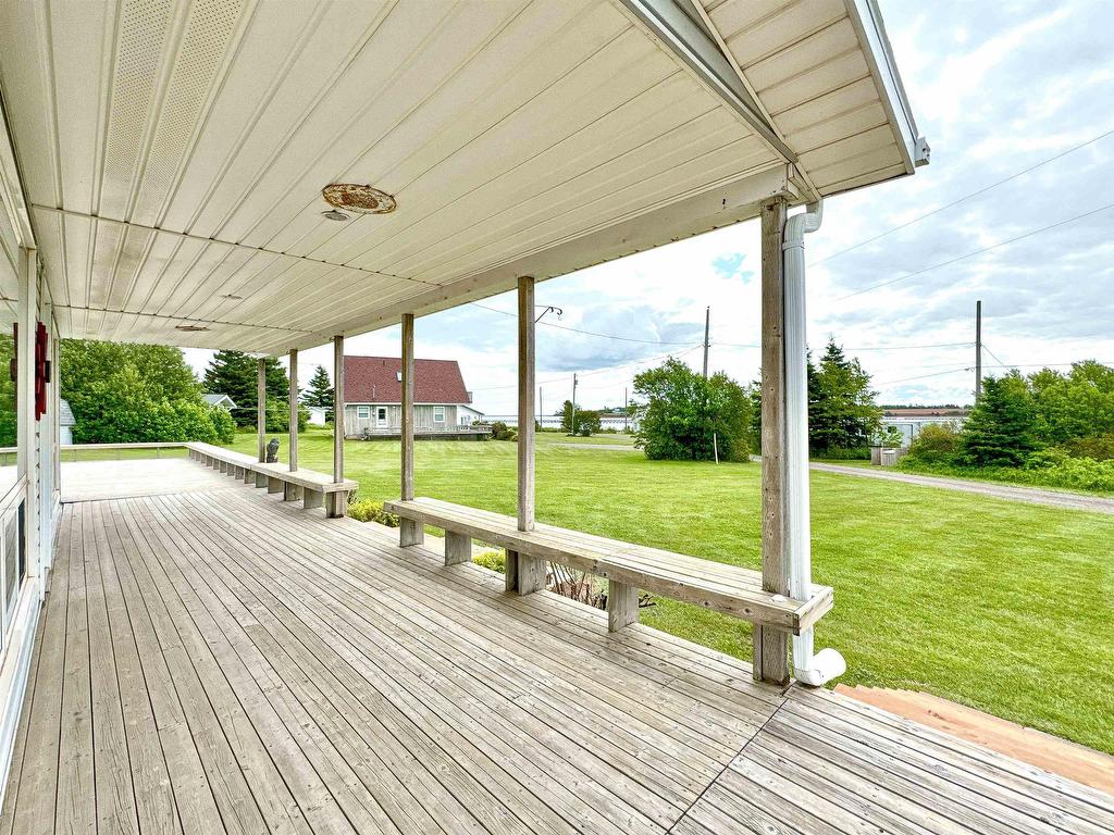 












115 Ray Way Road

,
North Rustico,







PE
C0A 1N0


