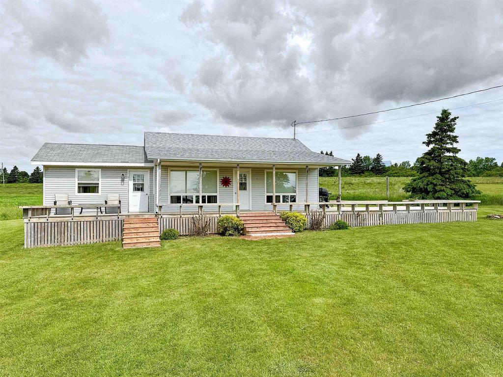 












115 Ray Way Road

,
North Rustico,







PE
C0A 1N0

