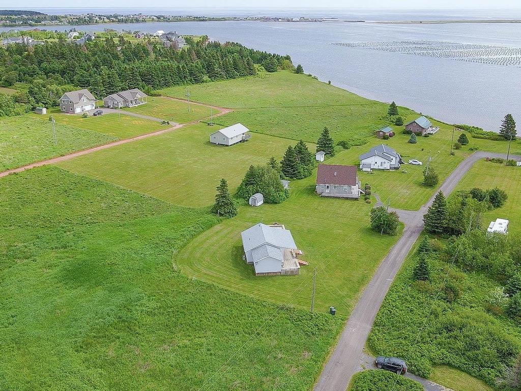 












115 Ray Way Road

,
North Rustico,







PE
C0A 1N0


