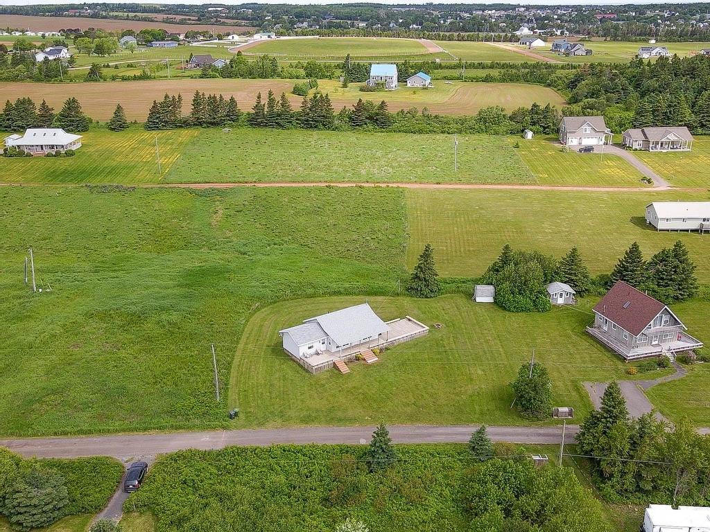 












115 Ray Way Road

,
North Rustico,







PE
C0A 1N0

