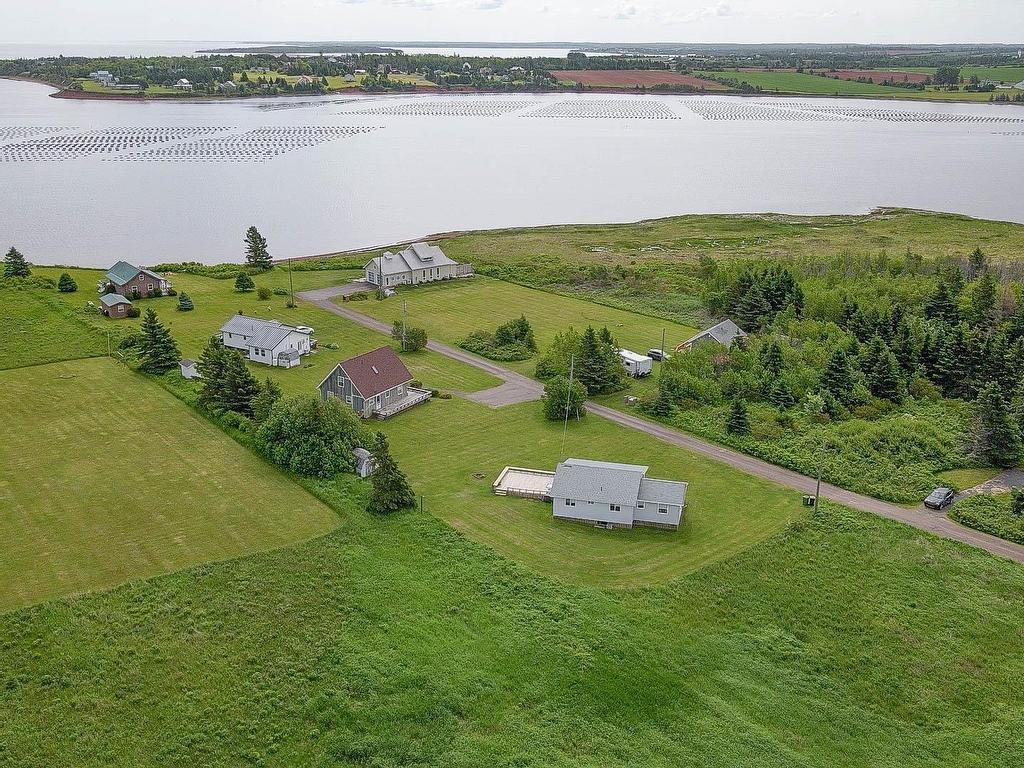 












115 Ray Way Road

,
North Rustico,







PE
C0A 1N0

