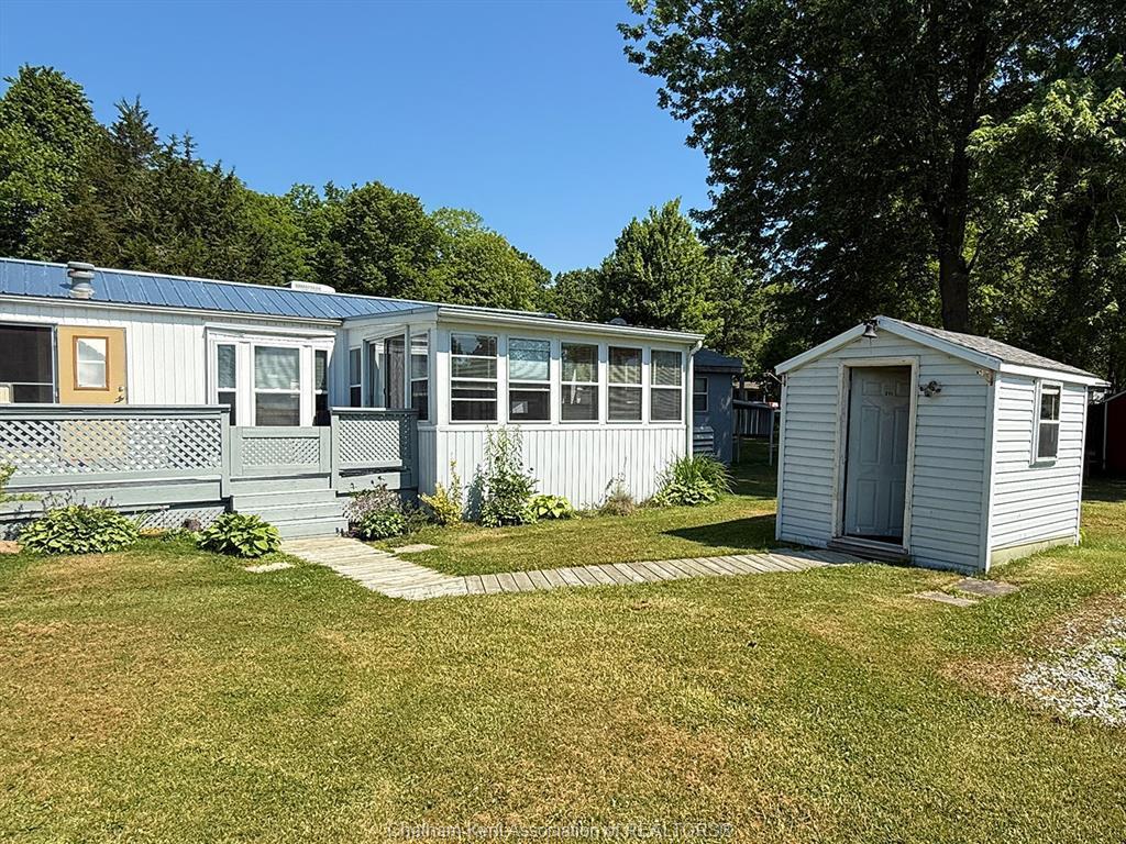 









20615


Gray

Line, 211 & 213,
Rodney,




ON
N0L 2C0

