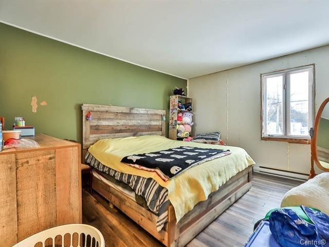 









241


Rue Church

,
Gatineau (Buckingham),




QC
J8L1R2

