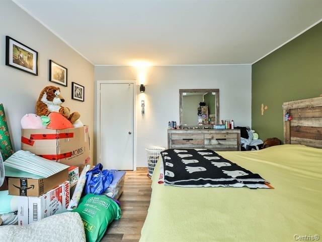 









241


Rue Church

,
Gatineau (Buckingham),




QC
J8L1R2

