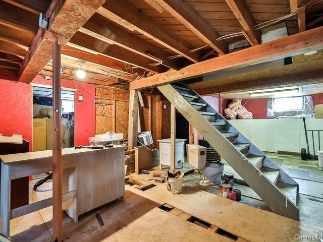 









241


Rue Church

,
Gatineau (Buckingham),




QC
J8L1R2

