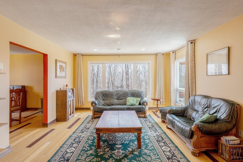









31


Rue de Davos

,
Cantley,




QC
J8V3B2

