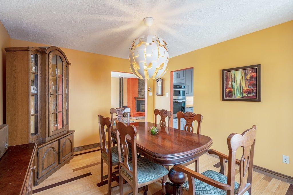 









31


Rue de Davos

,
Cantley,




QC
J8V3B2

