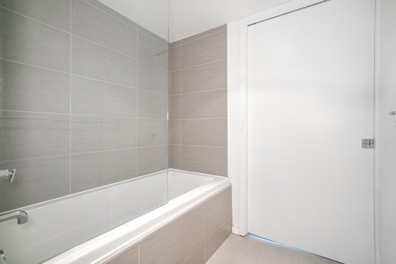 









350


Boul. De Maisonneuve O.

, 511,
Montréal (Ville-Marie),




QC
H3A0B4

