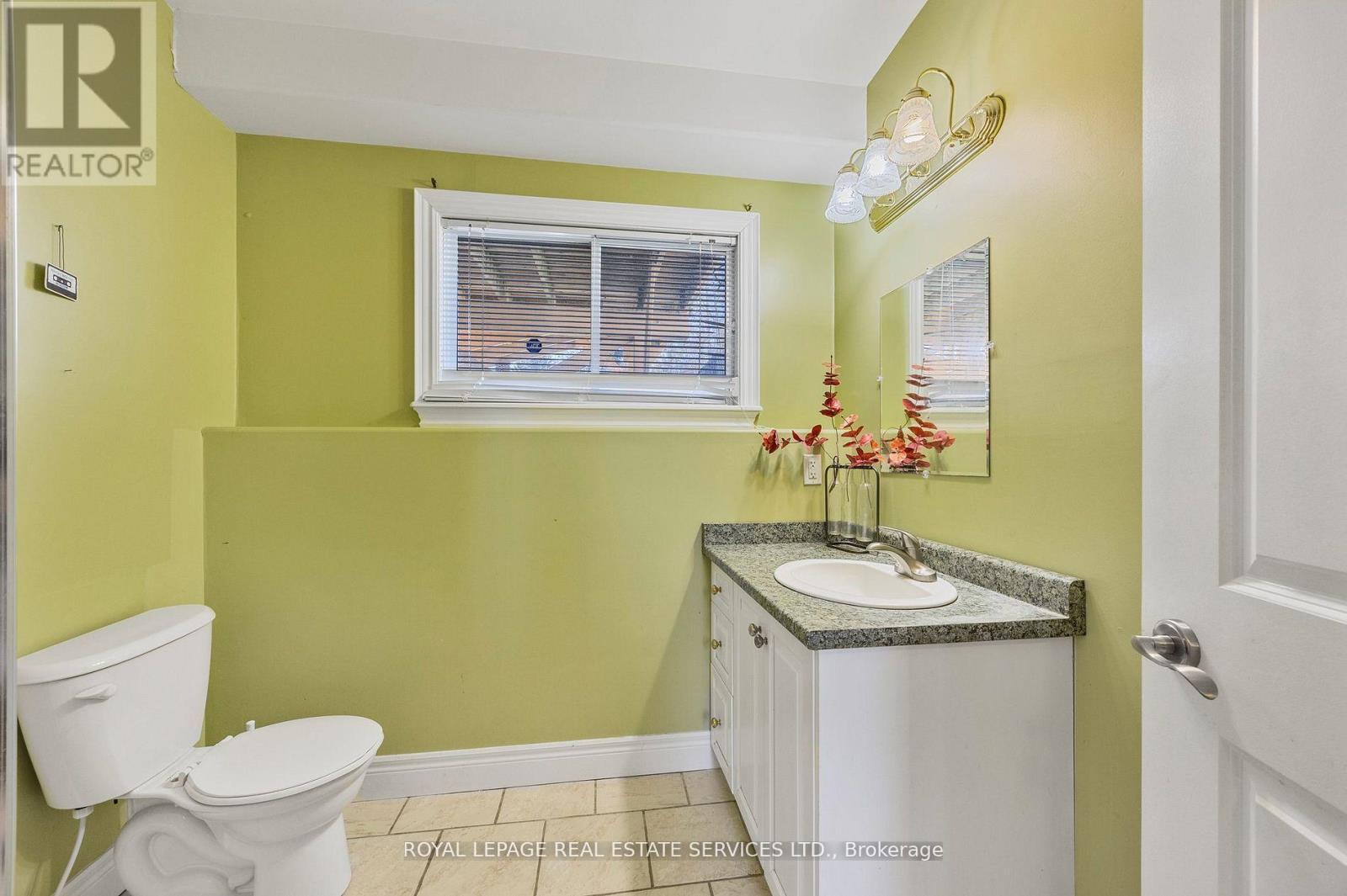 












96 46TH STREET N

,
Wasaga Beach,




Ontario
L9Z1Y7

