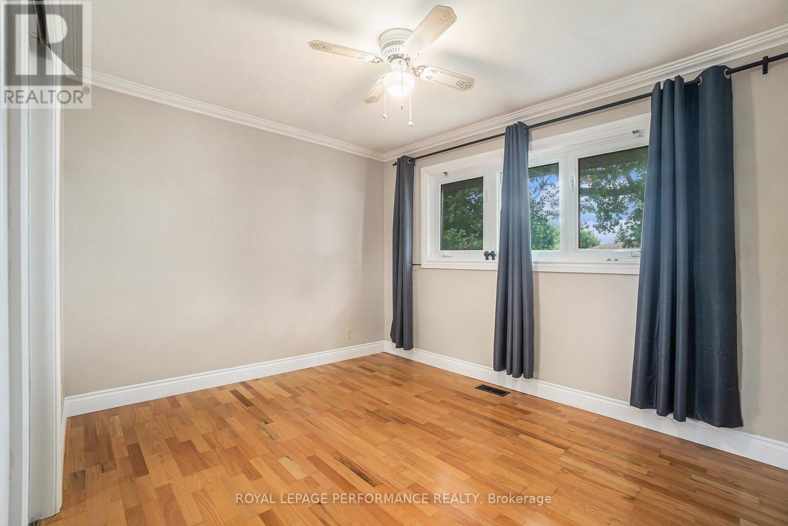 












1408 JOYCE STREET

,
Cornwall,




Ontario
K6J1Y3

