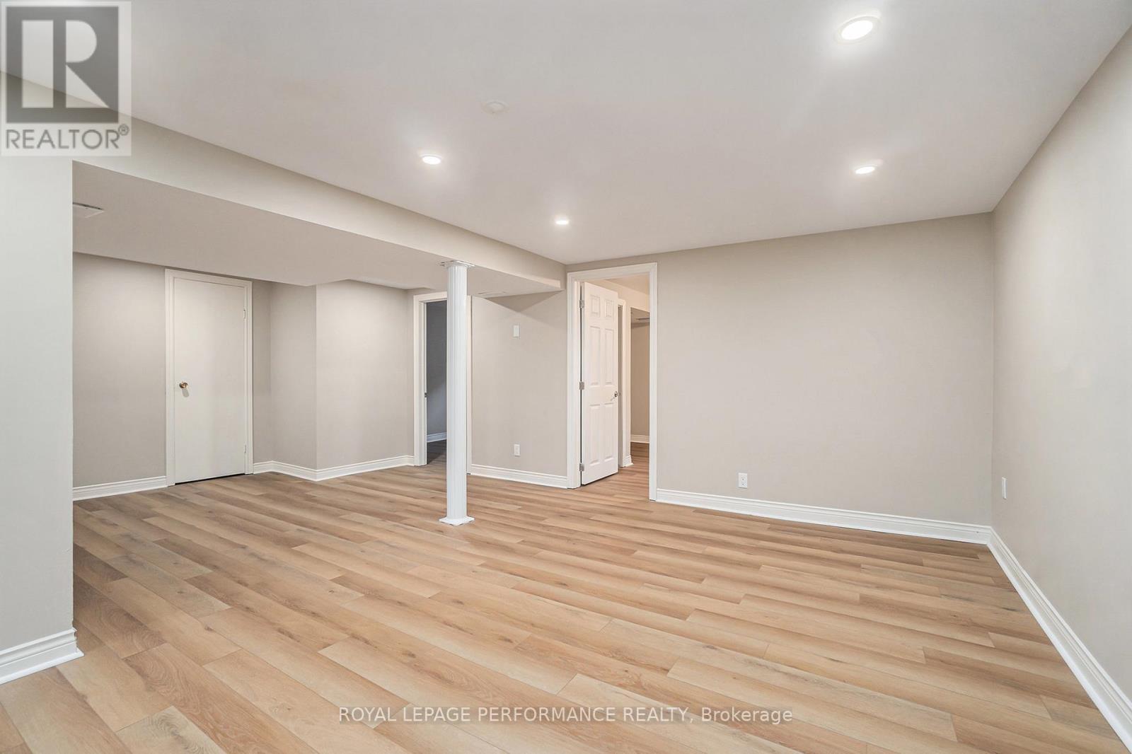 












1408 JOYCE STREET

,
Cornwall,




Ontario
K6J1Y3

