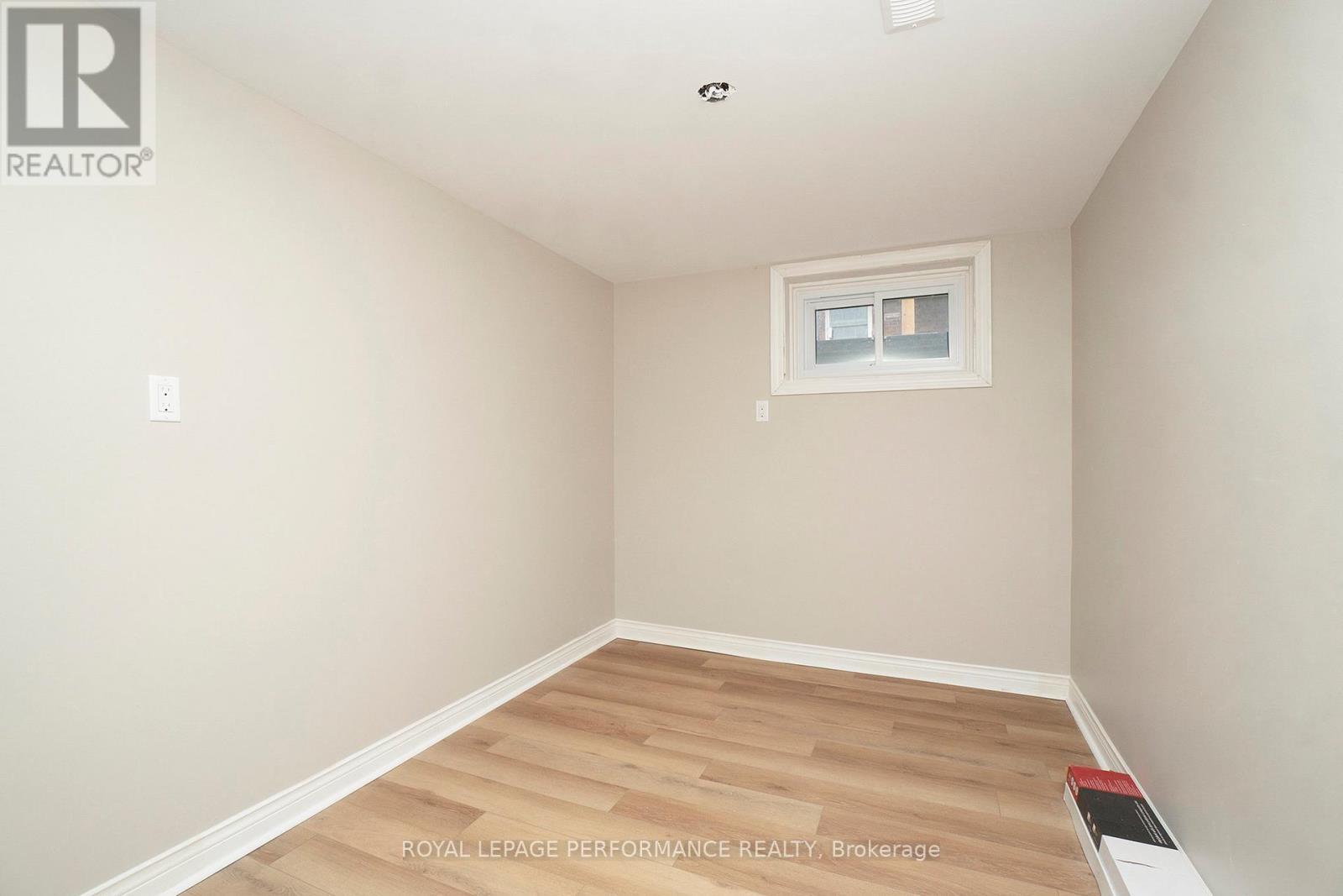 












1408 JOYCE STREET

,
Cornwall,




Ontario
K6J1Y3

