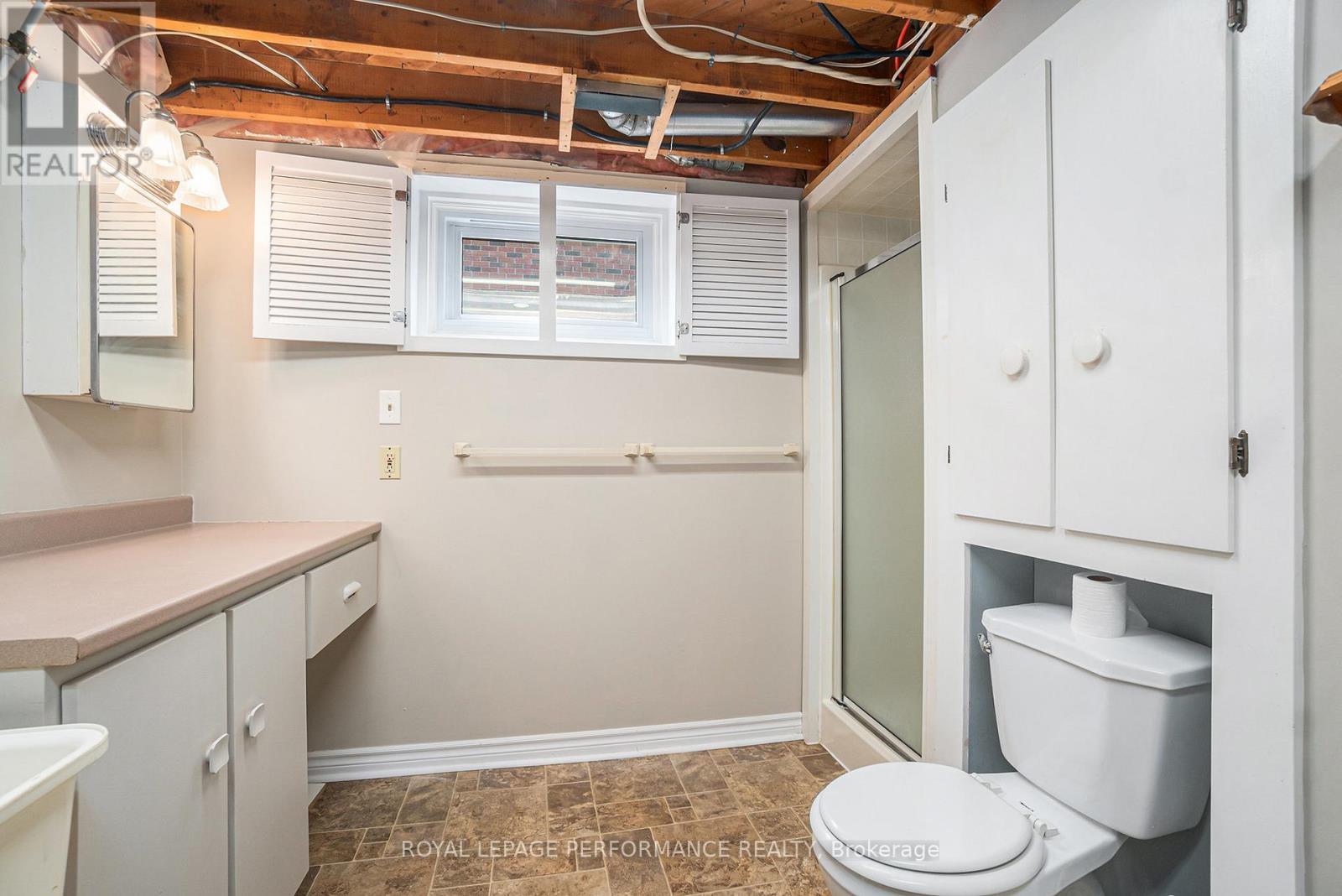 












1408 JOYCE STREET

,
Cornwall,




Ontario
K6J1Y3

