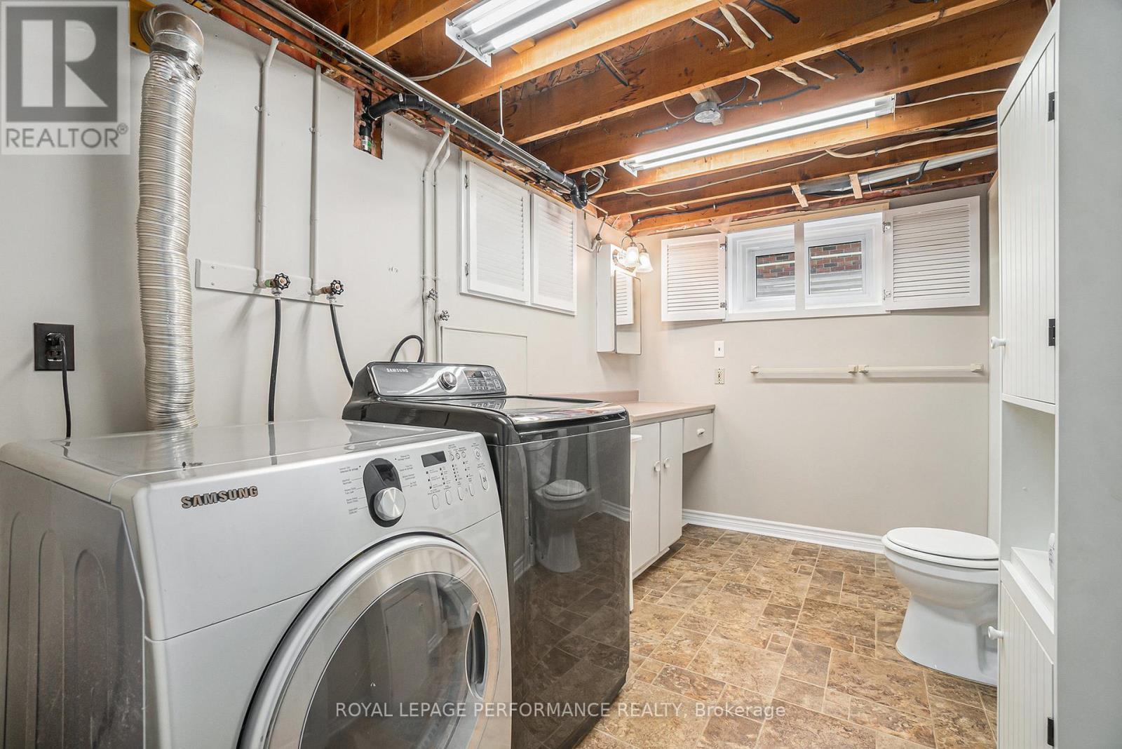 












1408 JOYCE STREET

,
Cornwall,




Ontario
K6J1Y3

