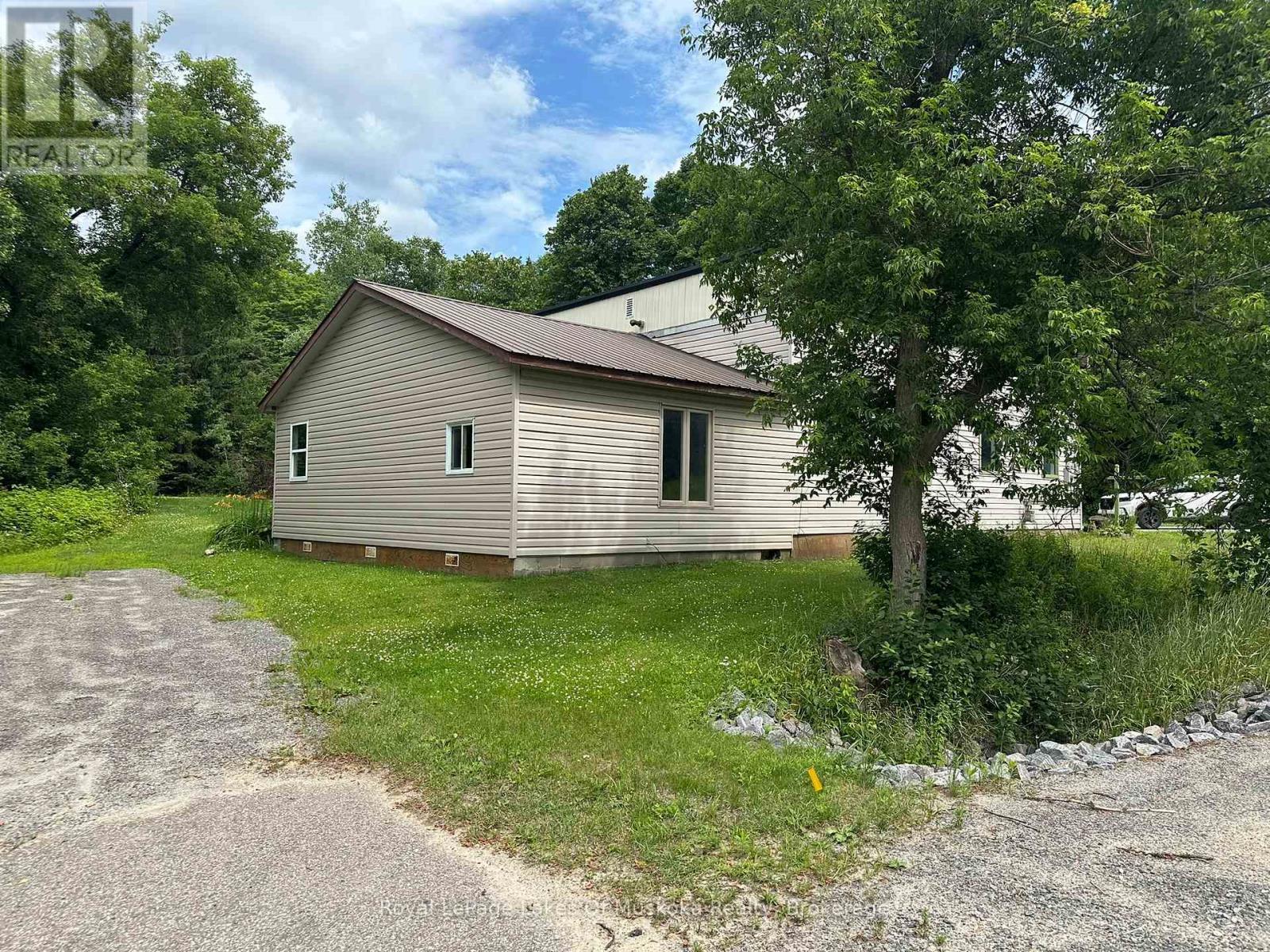 












76 ONTARIO STREET

,
Burk's Falls,




Ontario
P0A1C0

