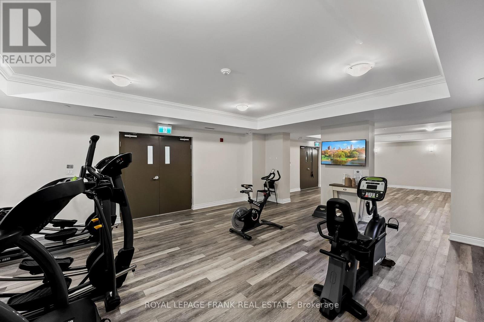 












405 - 80 ASPEN SPRINGS DRIVE

,
Clarington (Bowmanville),




Ontario
L1C0V4

