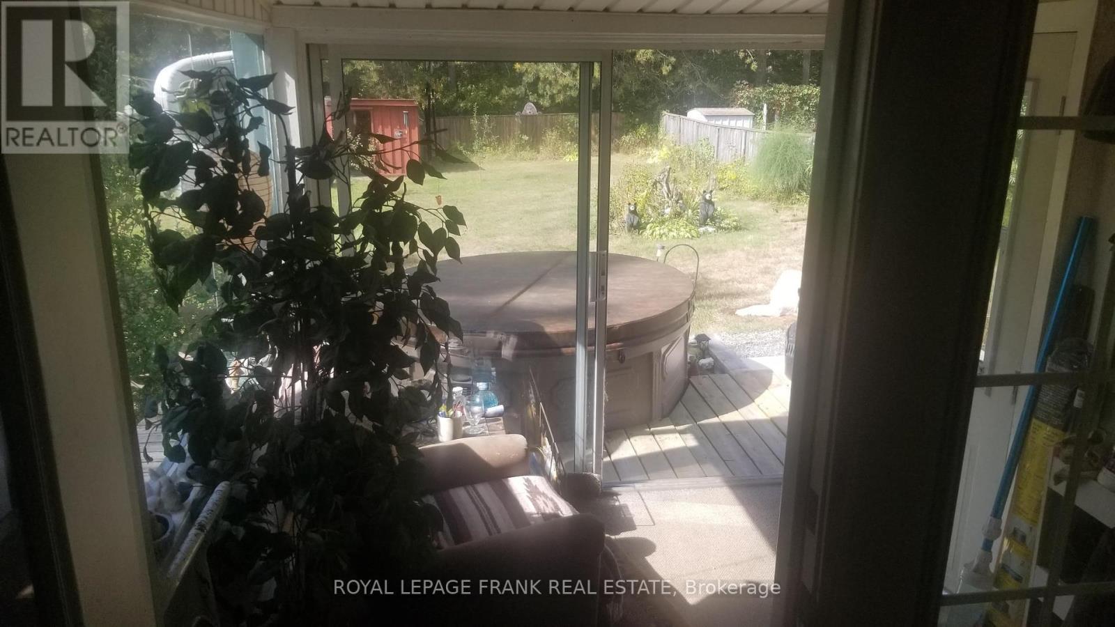 












31 BOULTER LAKE ROAD

,
Hastings Highlands (McClure Ward),




Ontario
K0L2K0

