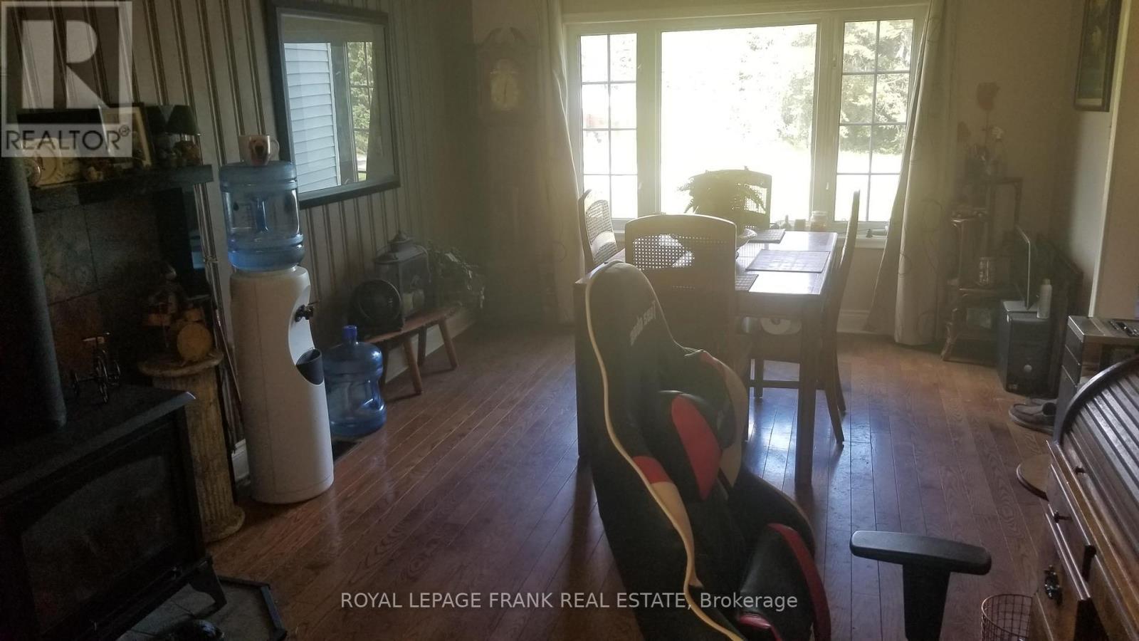 












31 BOULTER LAKE ROAD

,
Hastings Highlands (McClure Ward),




Ontario
K0L2K0

