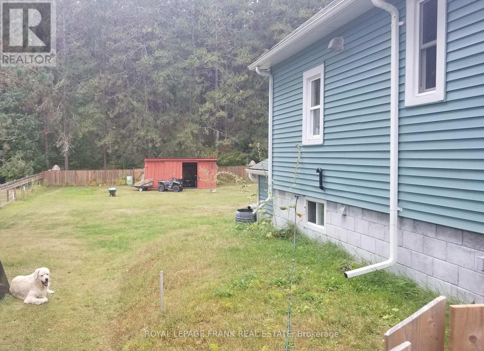 












31 BOULTER LAKE ROAD

,
Hastings Highlands (McClure Ward),




Ontario
K0L2K0

