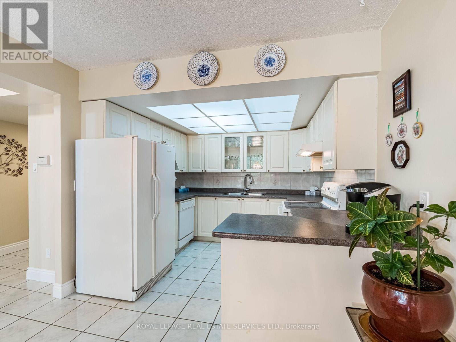 












202 - 310 MILL STREET S

,
Brampton,




Ontario
L6Y3B1

