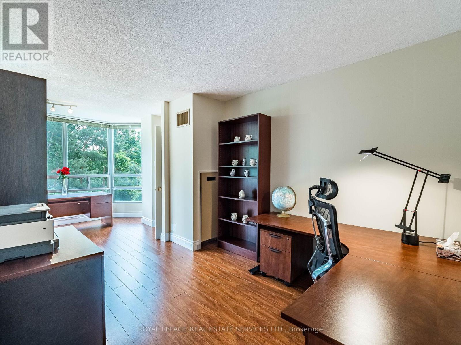 












202 - 310 MILL STREET S

,
Brampton,




Ontario
L6Y3B1


