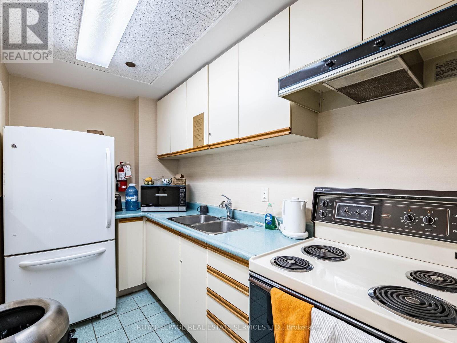 












202 - 310 MILL STREET S

,
Brampton,




Ontario
L6Y3B1

