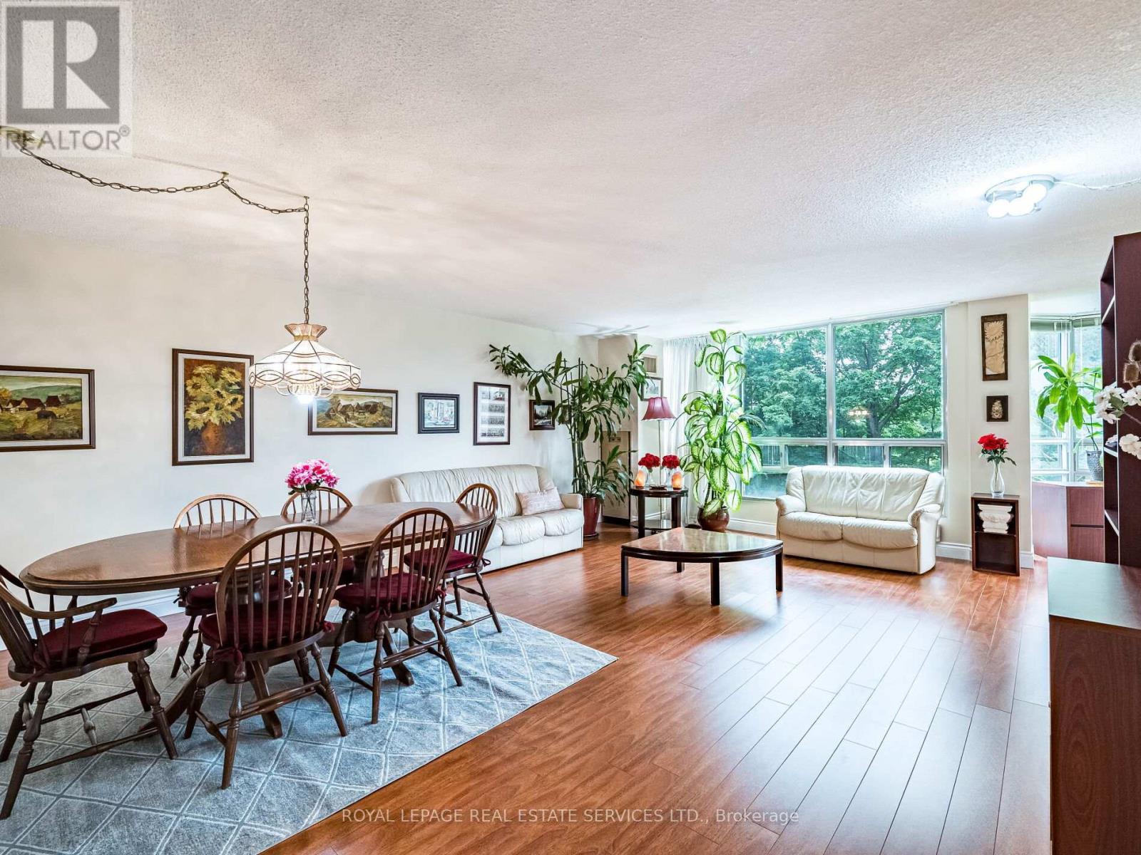 












202 - 310 MILL STREET S

,
Brampton,




Ontario
L6Y3B1

