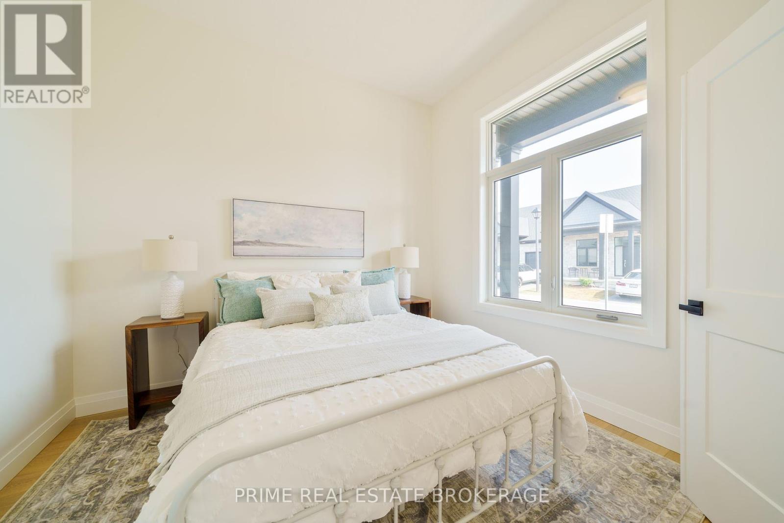 












3 - 62 COMPASS TRAIL

,
Central Elgin,







Ontario
N5L0B4

