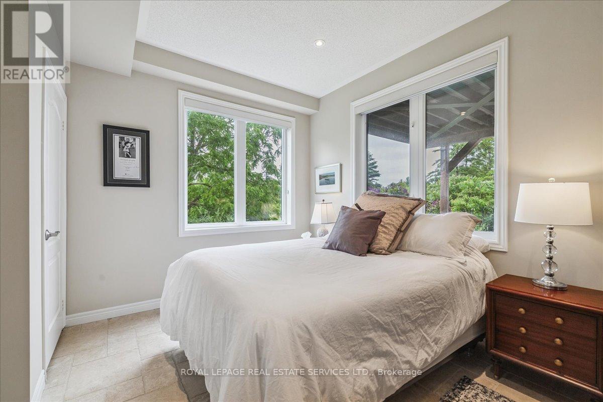 












26 - 2400 NEYAGAWA BOULEVARD

,
Oakville,




Ontario
L6H7P5

