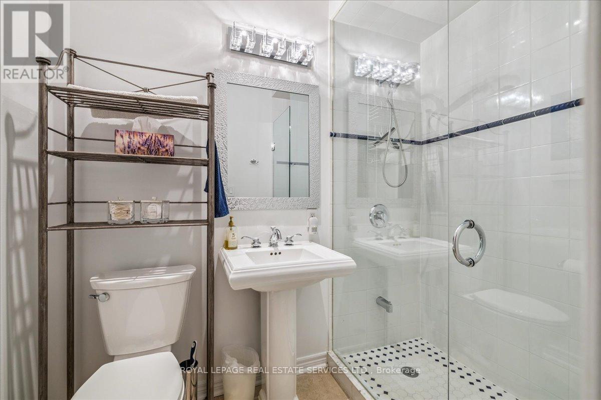 












26 - 2400 NEYAGAWA BOULEVARD

,
Oakville,




Ontario
L6H7P5

