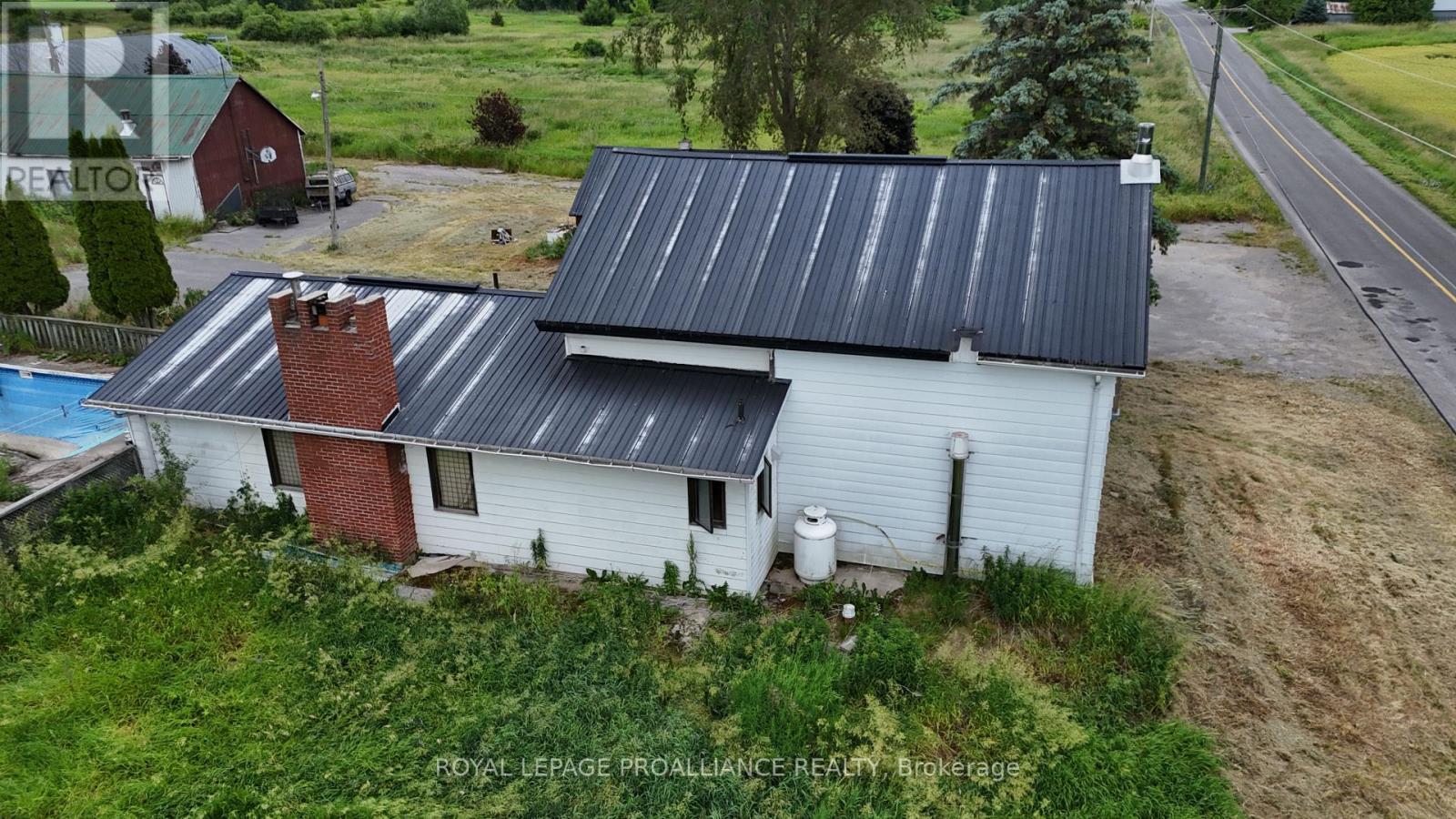 












53 MAPLE VIEW ROAD

,
Quinte West (Murray Ward),




Ontario
K0K2C0

