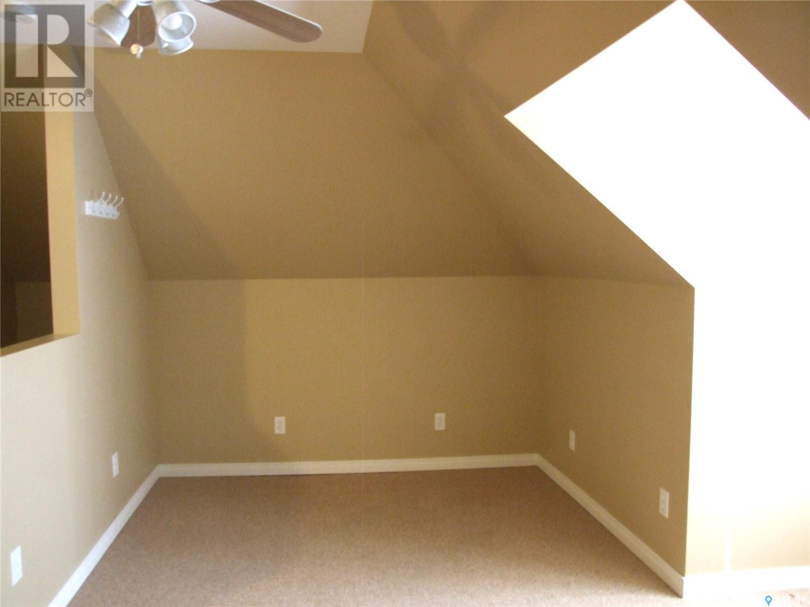 












233 Main STREET

,
Leader,




Saskatchewan
S0N1H0

